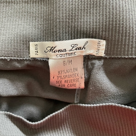 Mona Leah Couture basic stretch leggings size Medium- grey - Picture 4 of 4